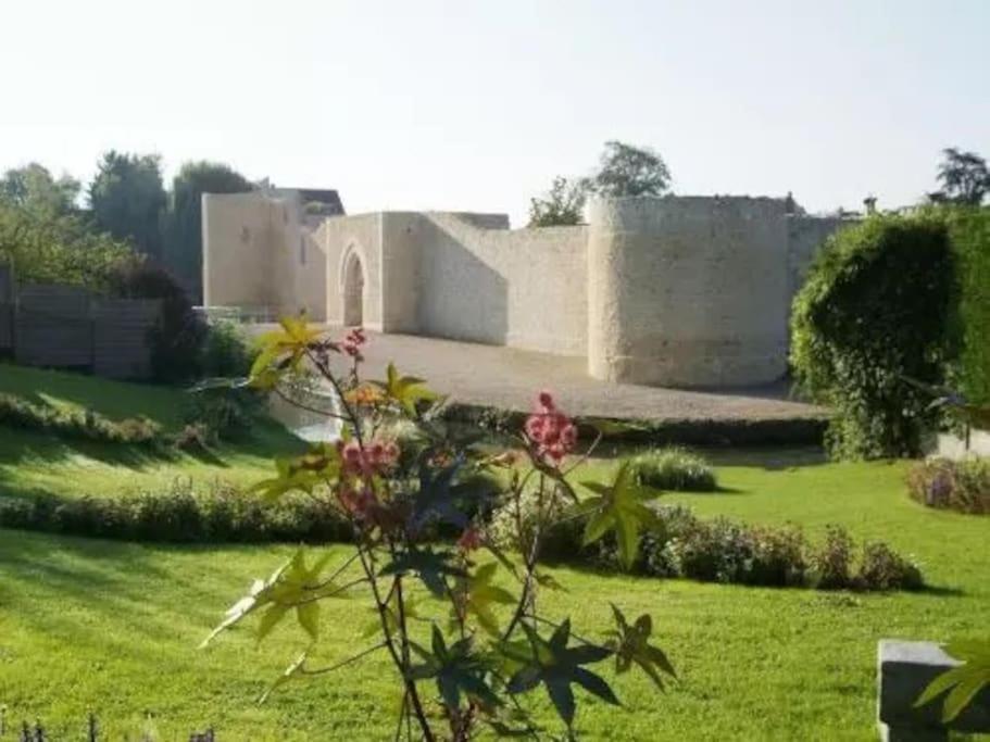 Petite Maison De Ville Au Calme Brie-Comte-Robert Luaran gambar